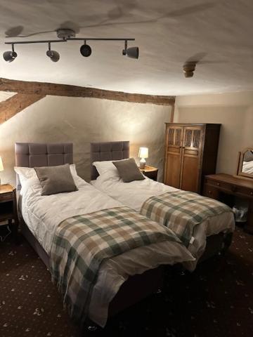 The Chequers Inn Smarden Esterno foto